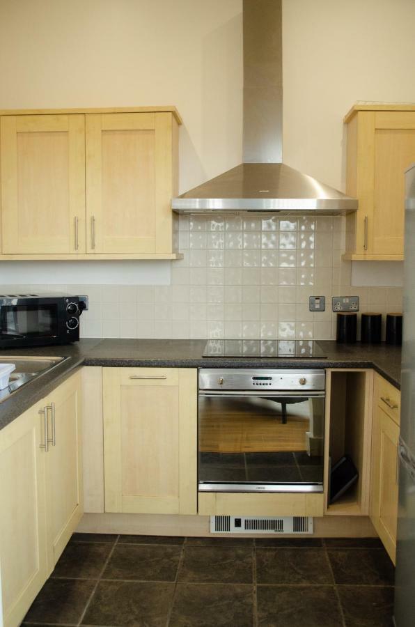 Penthouse In Liverpool City Centre - Free Parking - Balcony - By Happy Days ภายนอก รูปภาพ